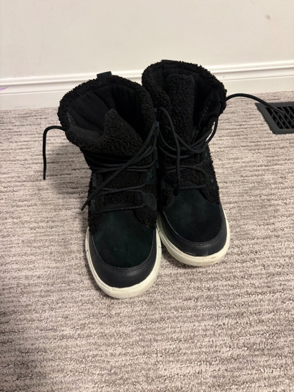 Women Sorel winter boots